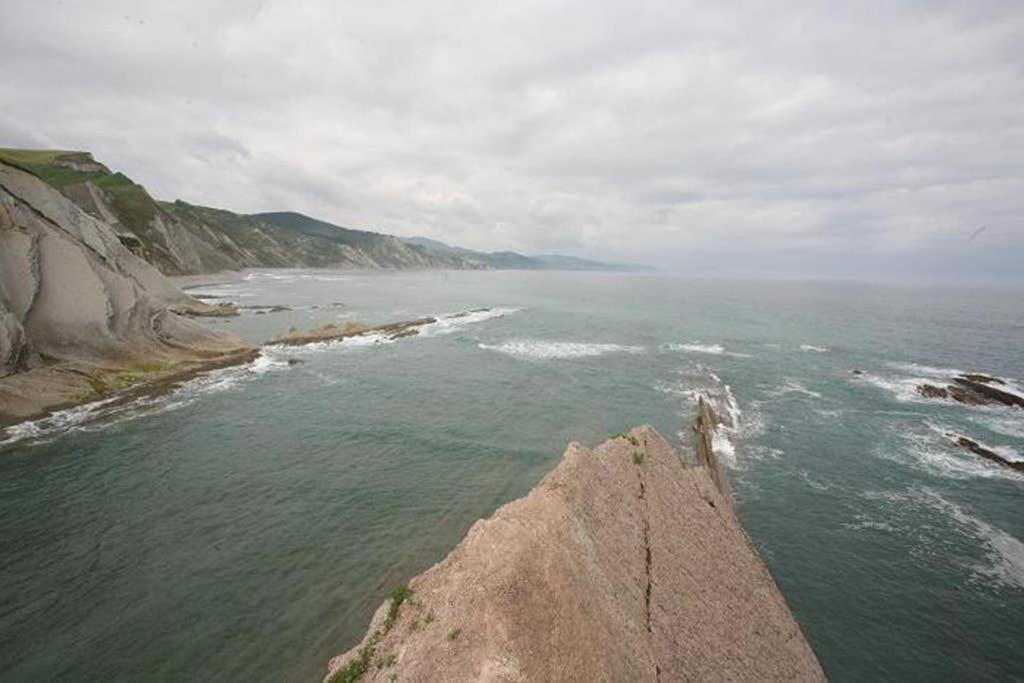 2 Habit, Sala, Terraza, Jardin, Parking Gratis Apartment Zumaia Exterior photo